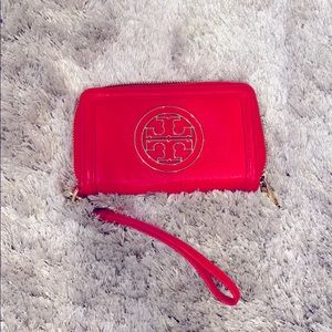 Tory burch leather hot pink wallet wristlet